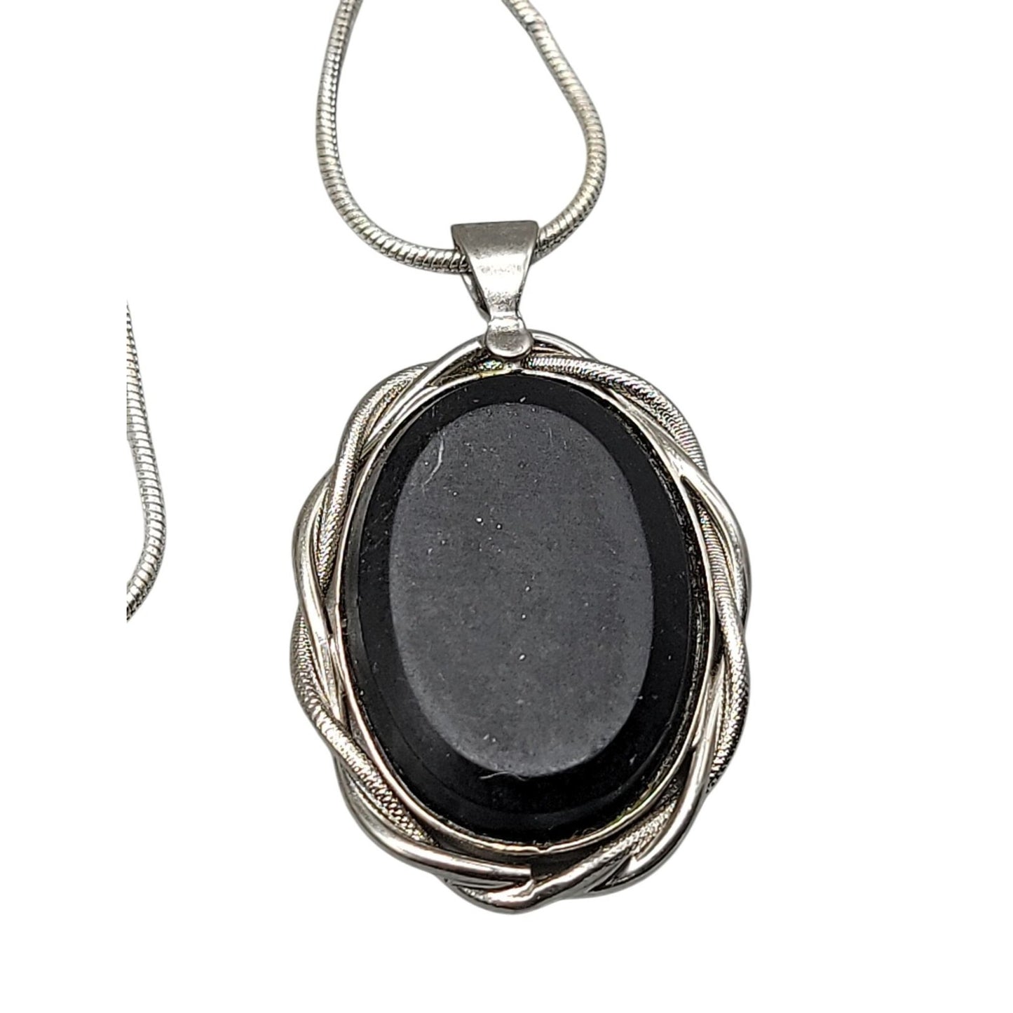 Reverse Intaglio Metal Cameo Pendant Necklace VTG Braided Silver Tone Frame 18"