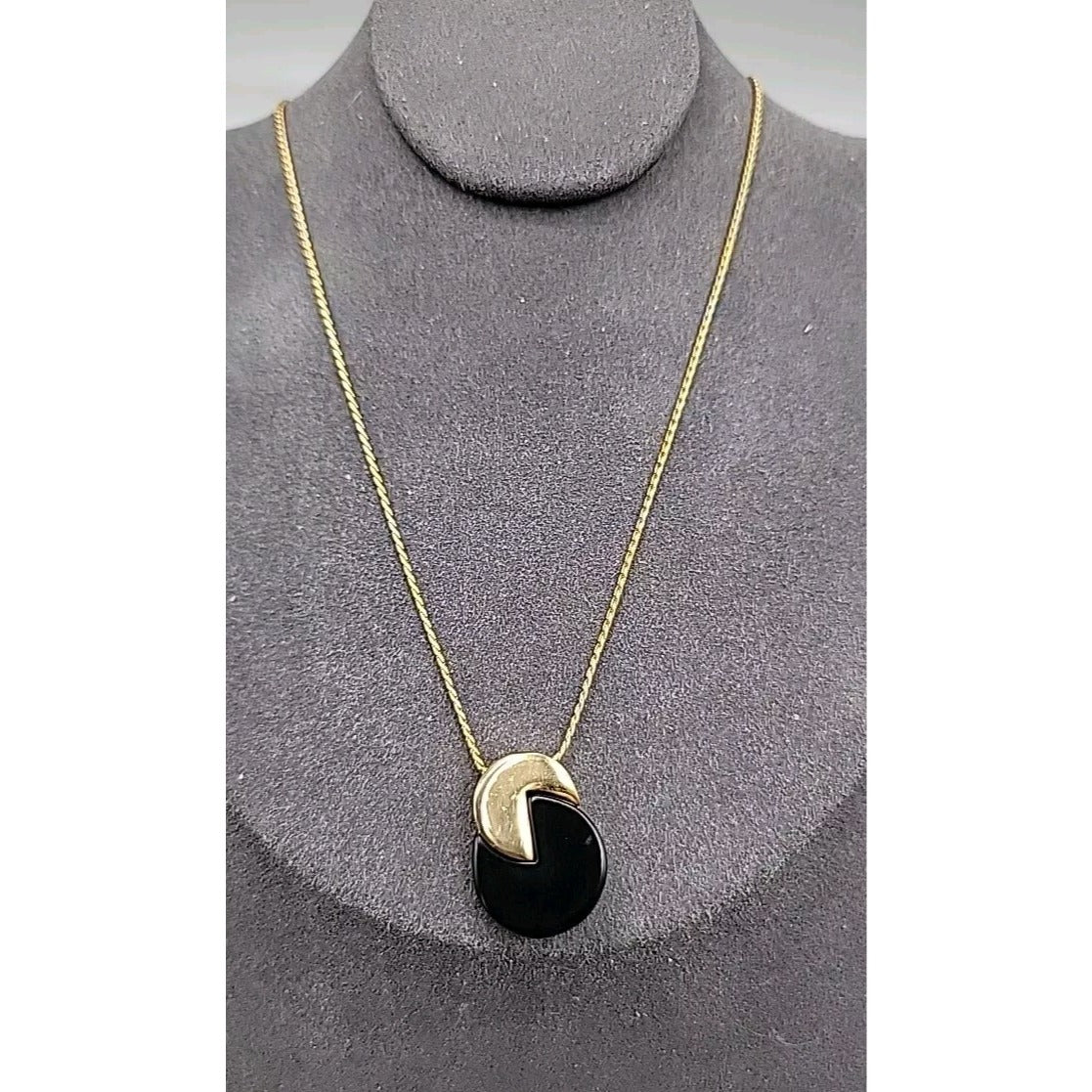 Vintage Crown Trifari Pacman Pendant Necklace Gold-tone & Black Acrylic 18" Rare