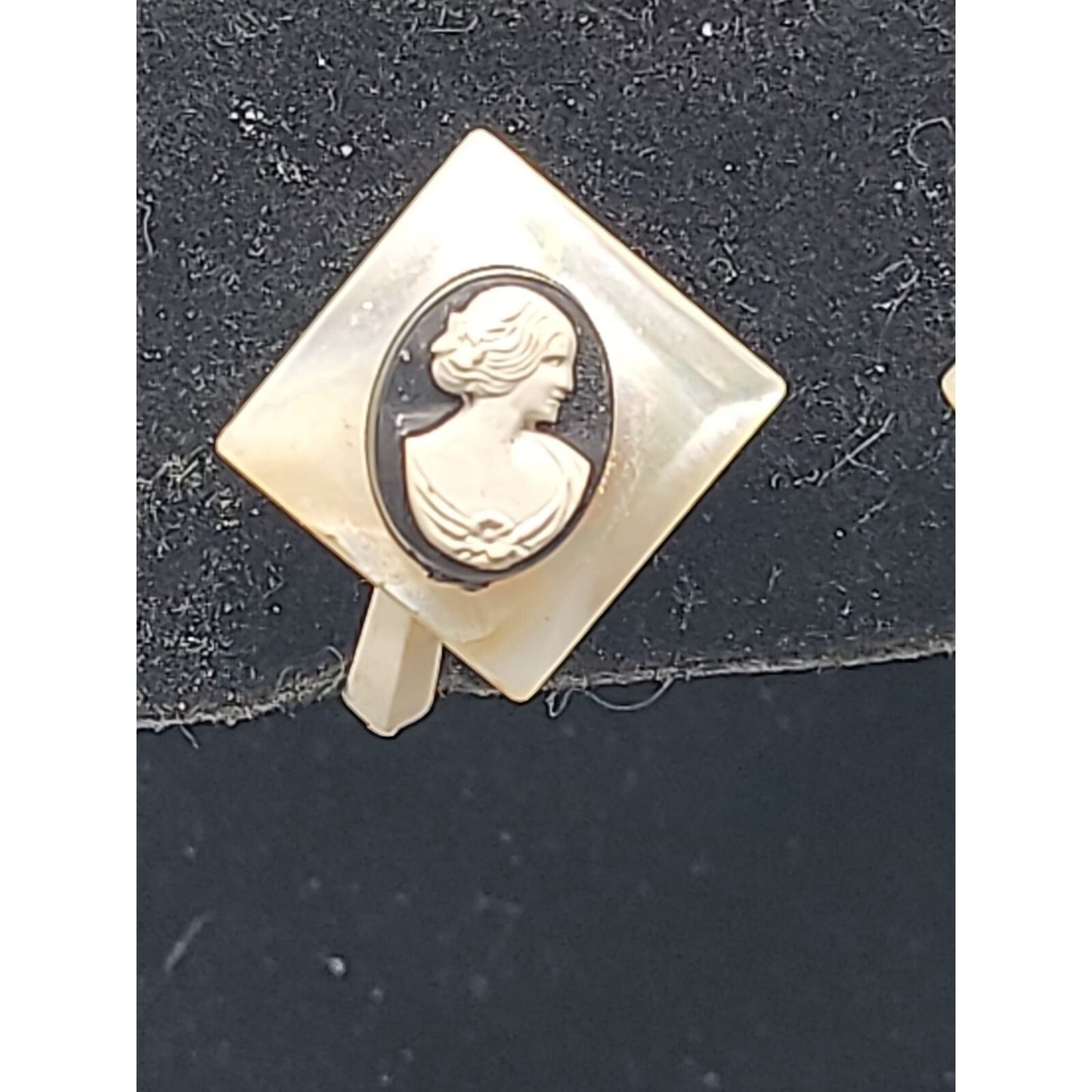 MOP Lucite Cameo Tension Paddle Clip On Earrings Mother Of Pearl Vtg Black White