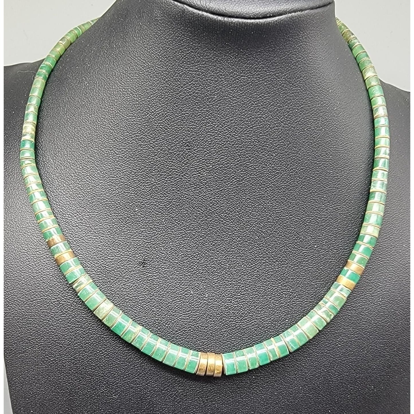 Vintage Southwestern Green Turquoise Heishi Disc Bead Necklace 16" 1970s