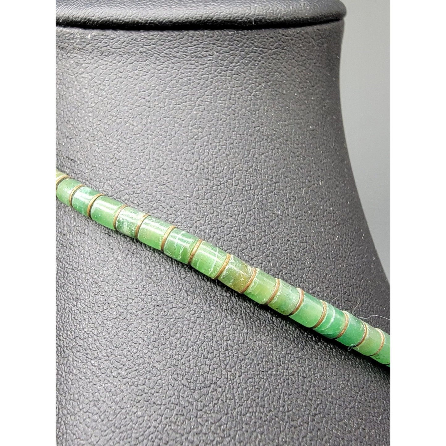 Vintage Southwestern Green Turquoise Heishi Disc Bead Necklace 16" 1970s