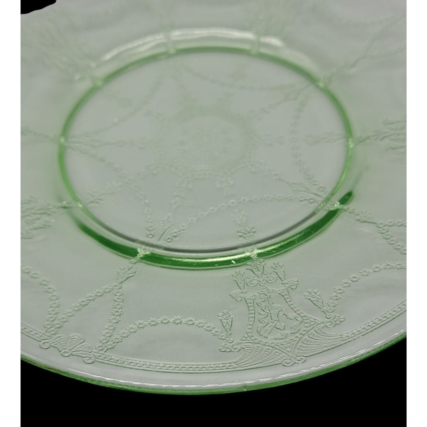 Vtg Anchor Hocking Uranium Luncheon Plate Cameo Ballerina Green Depression Glass