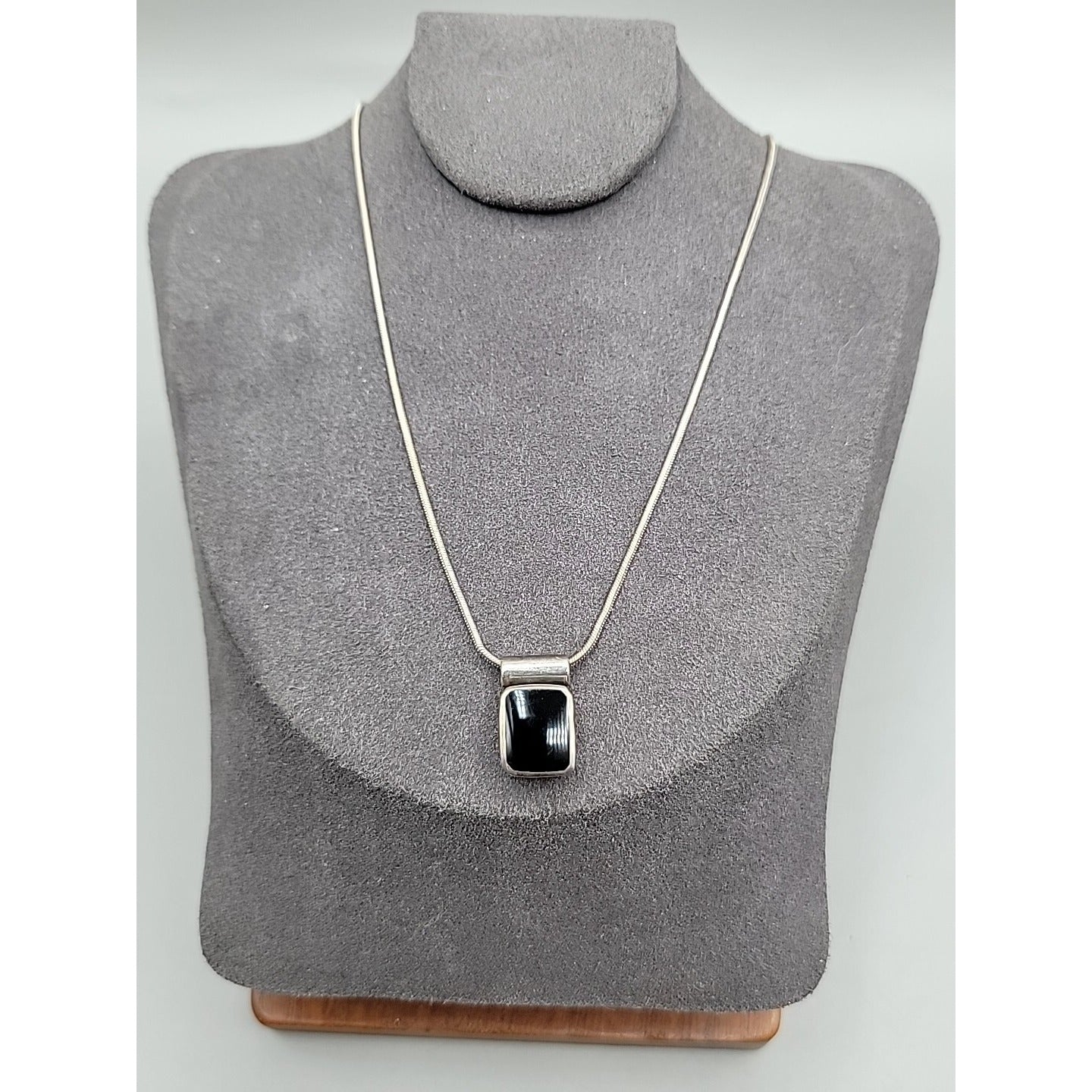 Sterling Silver Inlaid Onyx Box Pendant Necklace 925 Italy 18" Chain Vintage