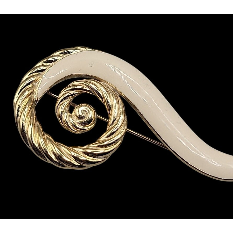 Trifari Large Brooch Twisted Gold Tone & Creme Enamel Swirl Pin