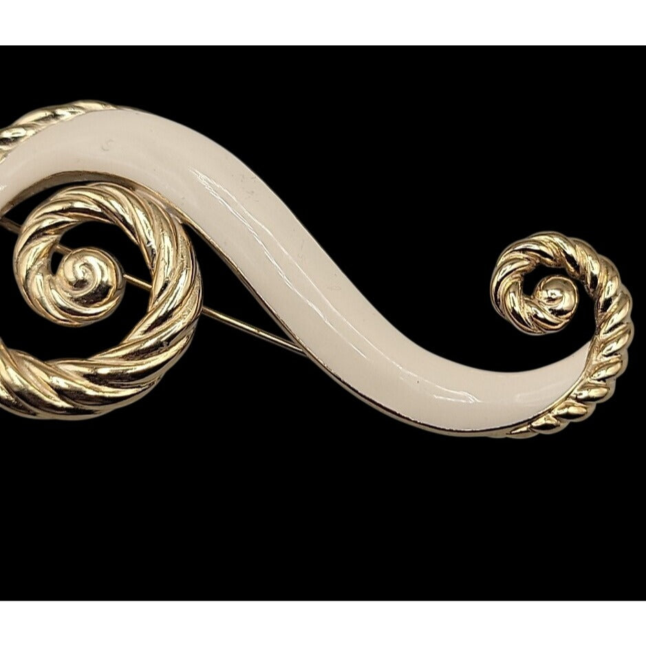 Trifari Large Brooch Twisted Gold Tone & Creme Enamel Swirl Pin