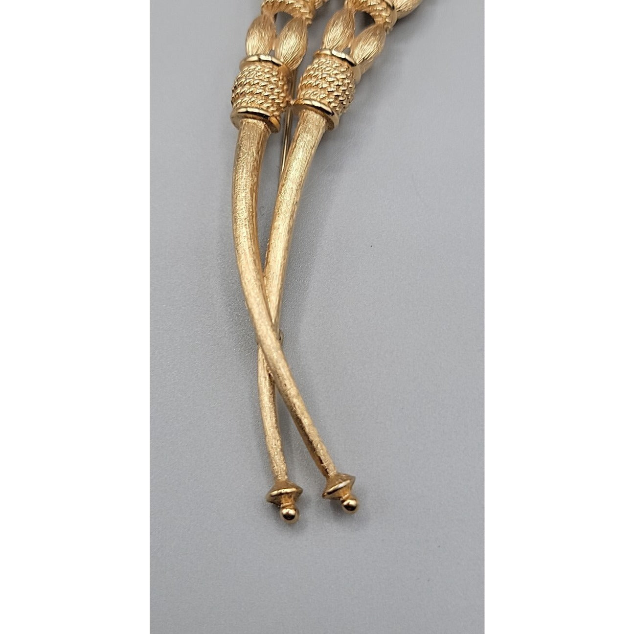 Monet Gold Plated Wheat Stalk Brooch 1960s Textured Gold Finish