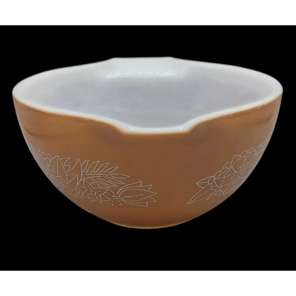 Vintage Pyrex 441 Woodland Cinderella Nesting Bowl 750 ML 1 1/2 Pint Tan White