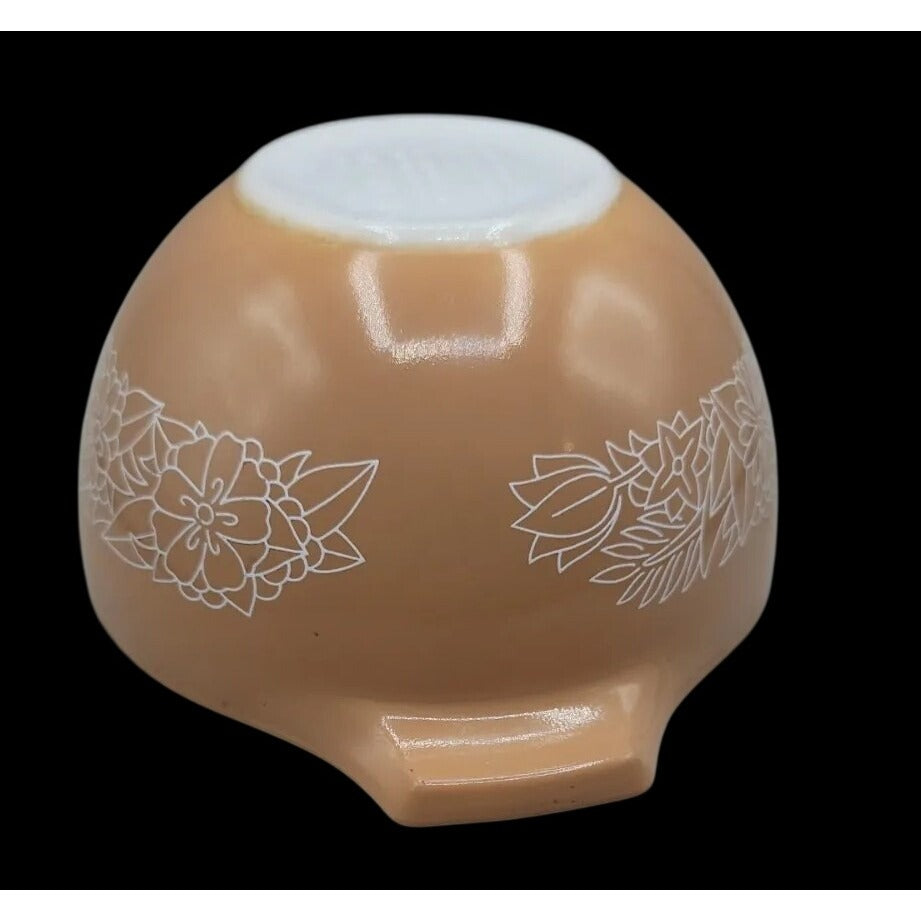 Vintage Pyrex 441 Woodland Cinderella Nesting Bowl 750 ML 1 1/2 Pint Tan White