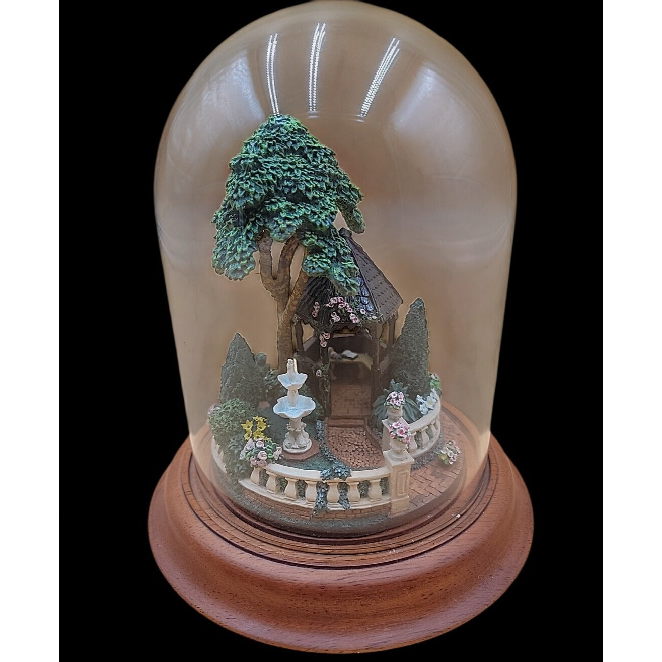 Princess Victoria's Dream Garden Sculpture Glass Domed Franklin Mint 1988 Vtg