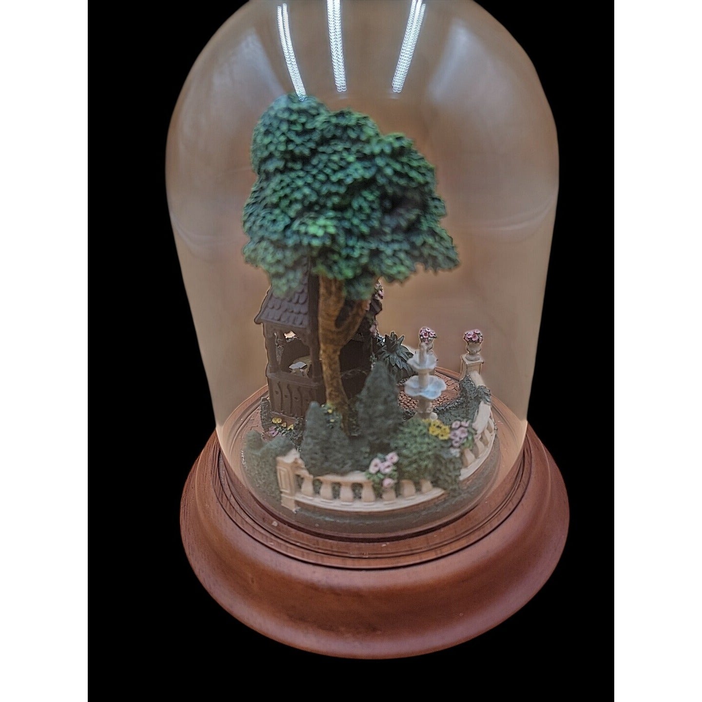 Princess Victoria's Dream Garden Sculpture Glass Domed Franklin Mint 1988 Vtg