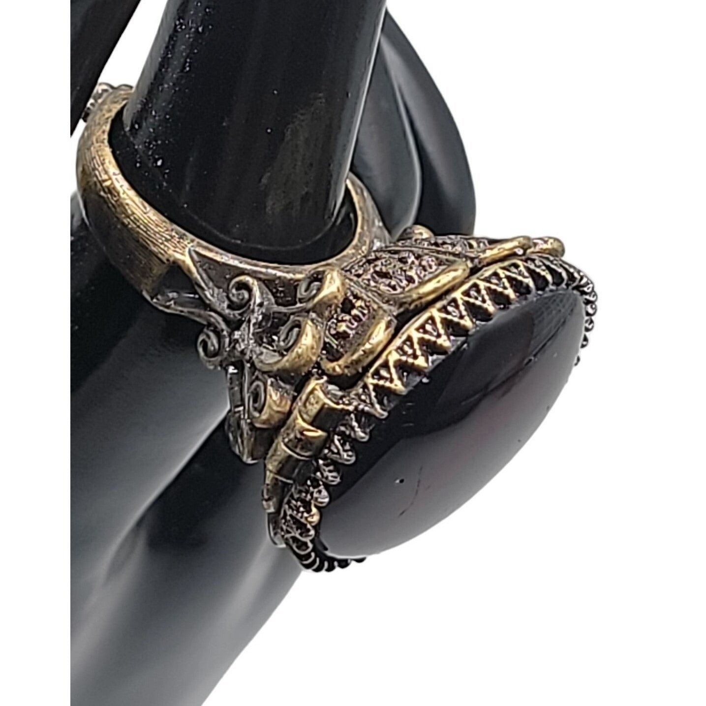Lucky Brand Ring Faux Onyx Large Cocktail Black Agate Antiqued Gold Tone Size 6