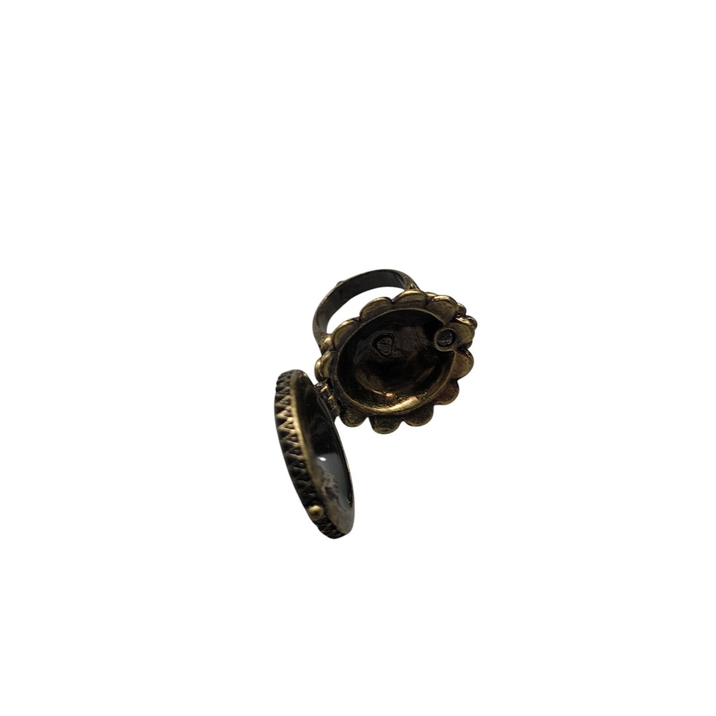 Lucky Brand Ring Faux Onyx Large Cocktail Black Agate Antiqued Gold Tone Size 6