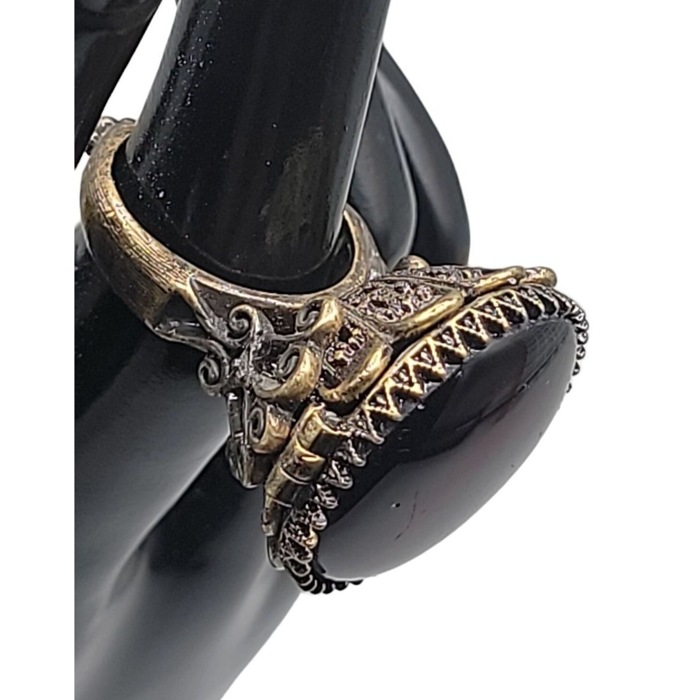 Lucky Brand Ring Faux Onyx Large Cocktail Black Agate Antiqued Gold Tone Size 6