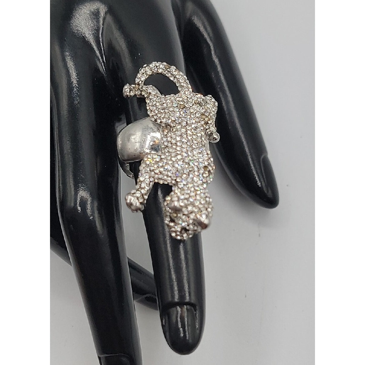 Vintage Crystal Pave Panther Stretch Ring Silver Tone Black Rhinestone Eyes