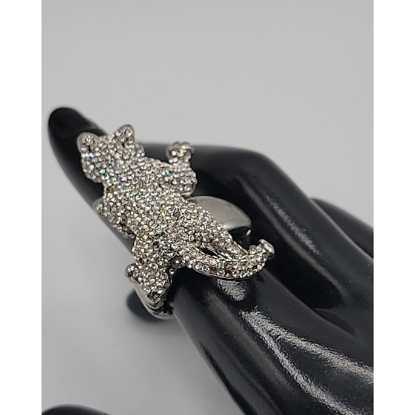 Vintage Crystal Pave Panther Stretch Ring Silver Tone Black Rhinestone Eyes